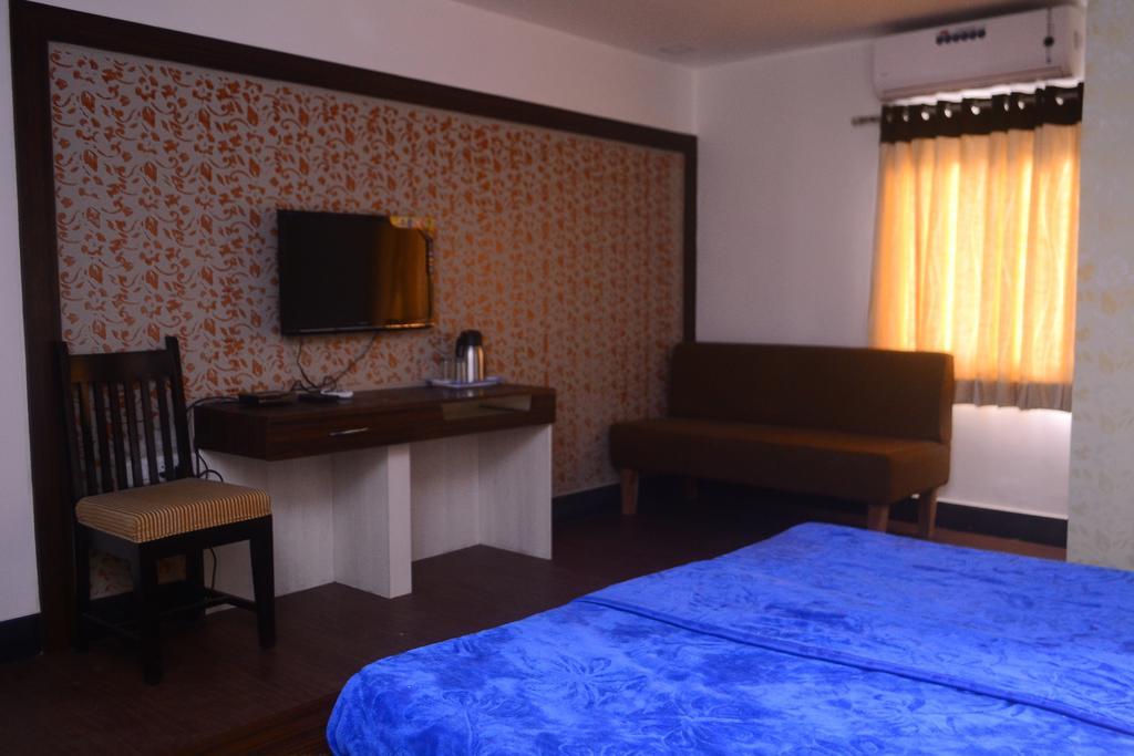 Hotel Samridhi Udaipur Room photo