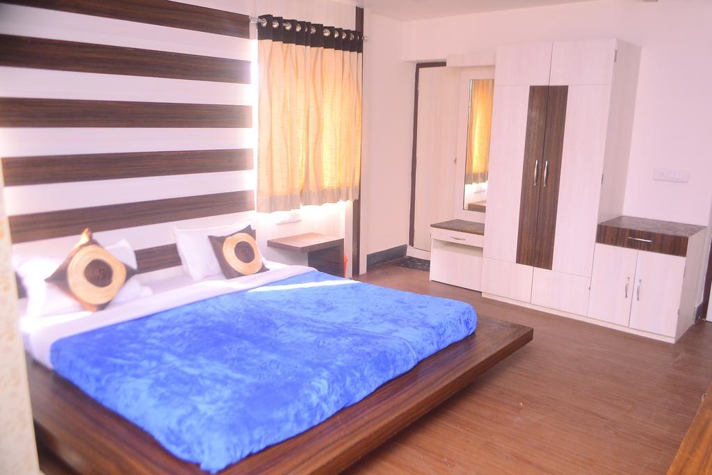 Hotel Samridhi Udaipur Room photo