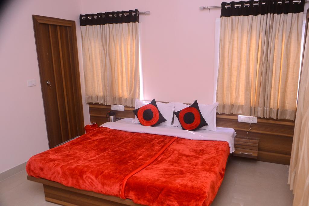 Hotel Samridhi Udaipur Exterior photo
