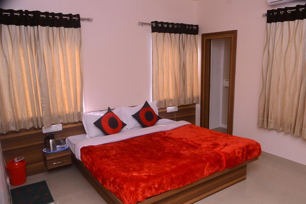 Hotel Samridhi Udaipur Room photo
